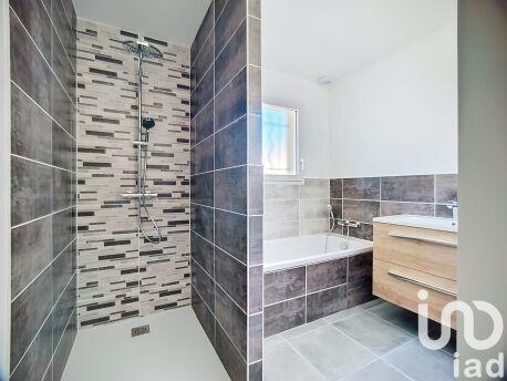 Maison - 88 m² - 4 pièces