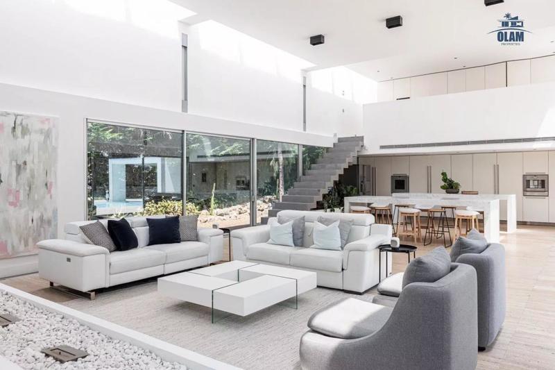 Villa - 600 m² - 6 pièces