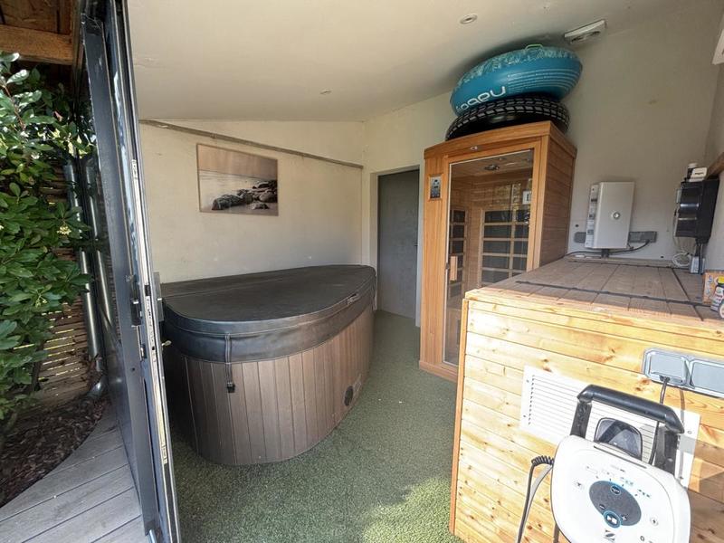 Maison - 84 m² - 4 pièces