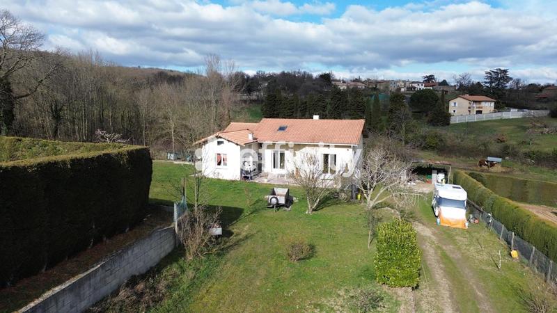 Maison - 163 m² - 8 pièces