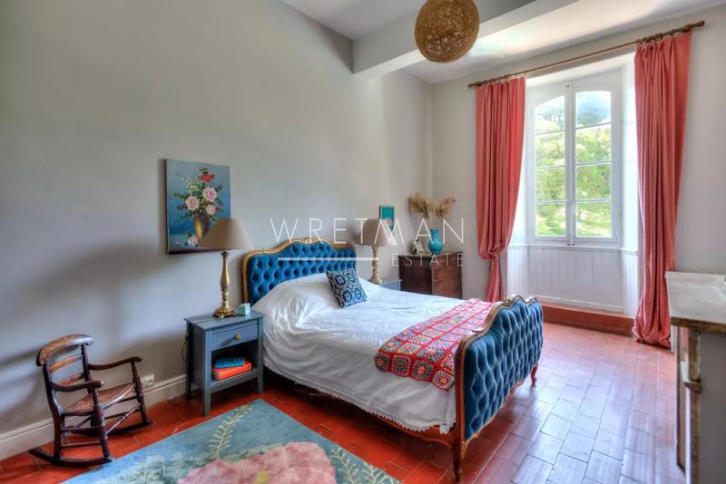 Château - 542 m² - 20 pièces