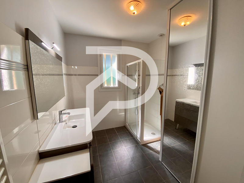 Maison - 108 m² - 6 pièces