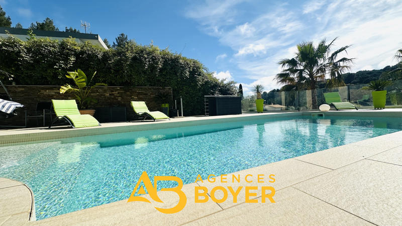 Appartement - 157 m² - 5 pièces