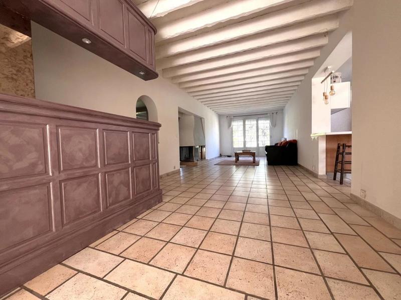 Maison - 180 m² - 6 pièces