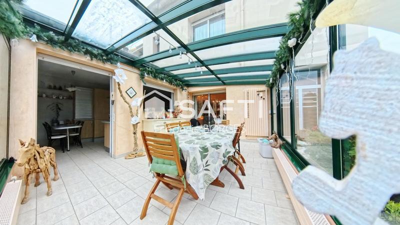 Maison - 228 m² - 7 pièces