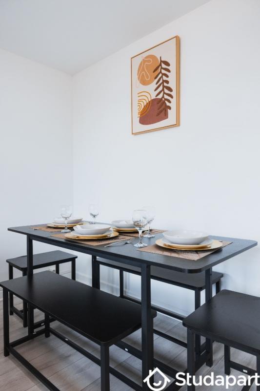 Chambre - 10 m² - 1 pièce