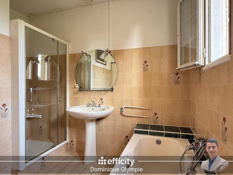 Maison - 111 m² - 5 pièces