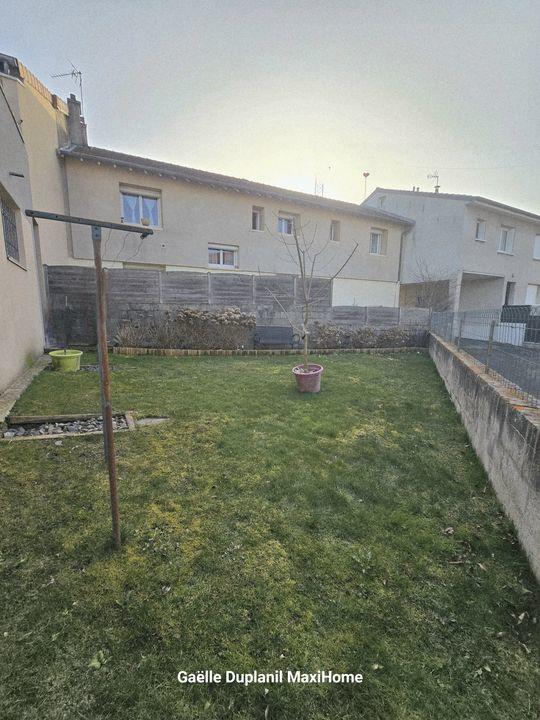 Maison - 143 m² - 5 pièces