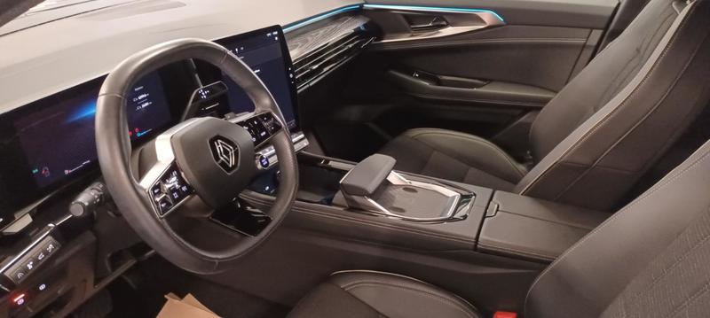 Renault Austral E-Tech hybrid 200 Iconic