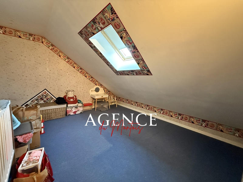 Maison - 150 m² - 7 pièces