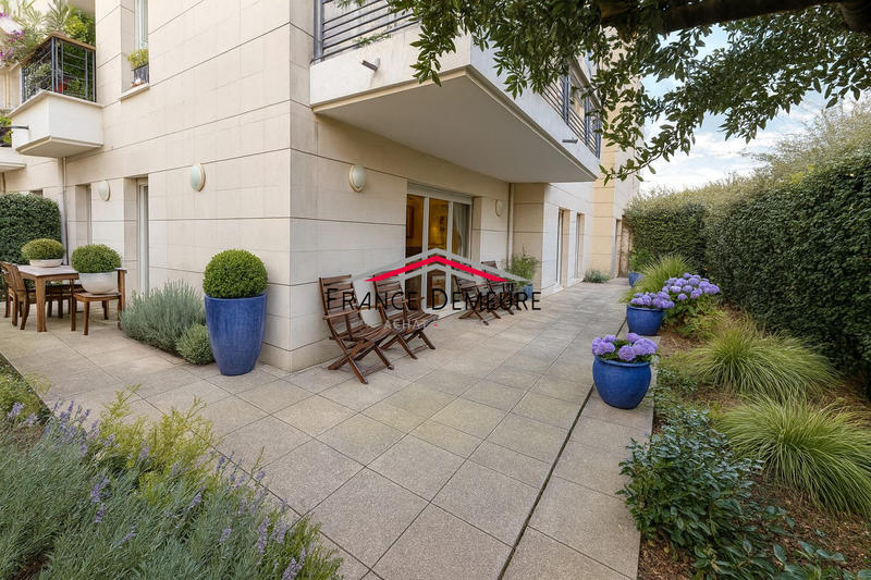 Appartement - 92 m² - 4 pièces