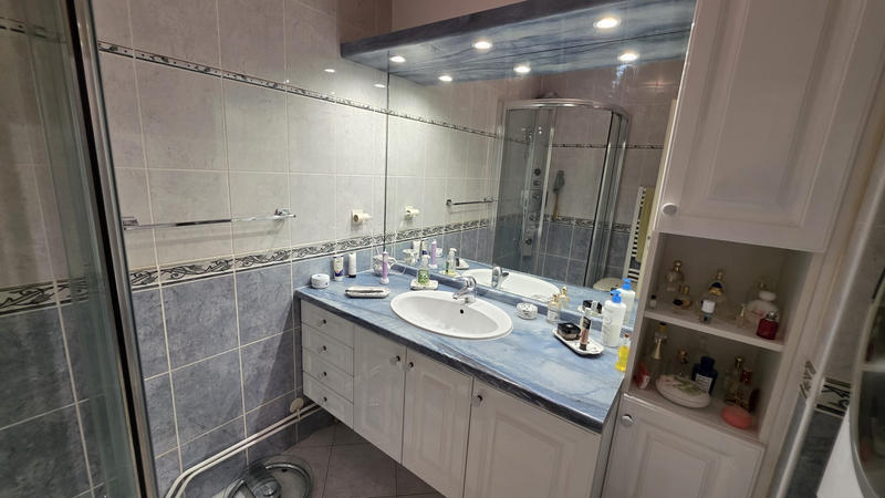 Appartement - 103 m² - 5 pièces