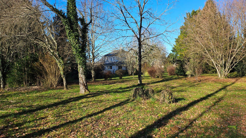 Maison - 210 m² - 5 pièces