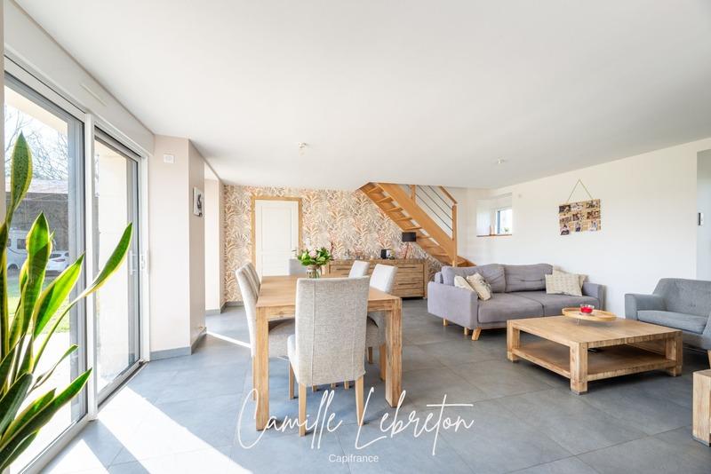 Maison - 140 m² - 5 pièces