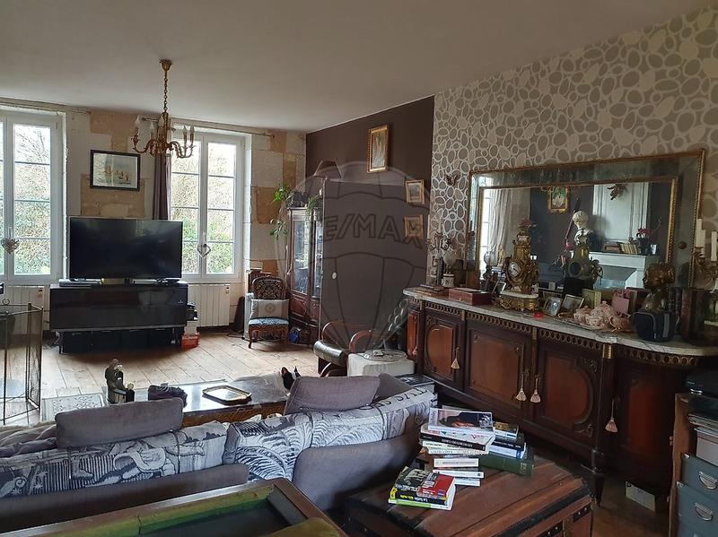 Maison - 192 m² - 5 pièces