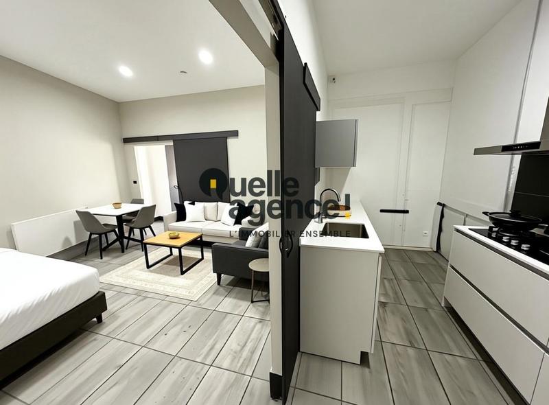 Appartement - 86 m² - 6 pièces