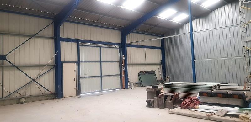 Entrepôt - 70 m² - 1 pièce