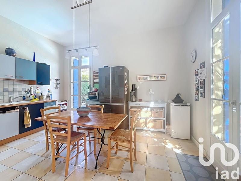 Maison - 217 m² - 8 pièces