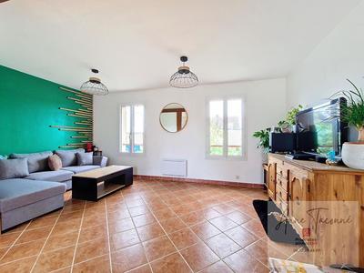 Maison - 98 m² - 3 pièces