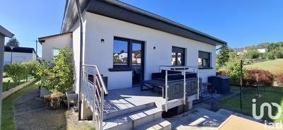 Maison - 101 m² - 5 pièces