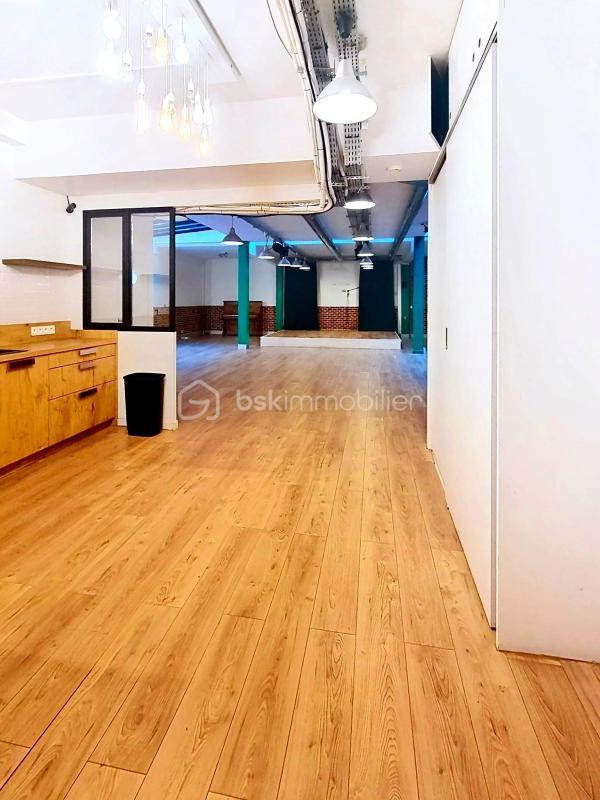 Bureau - 243 m² - 4 pièces