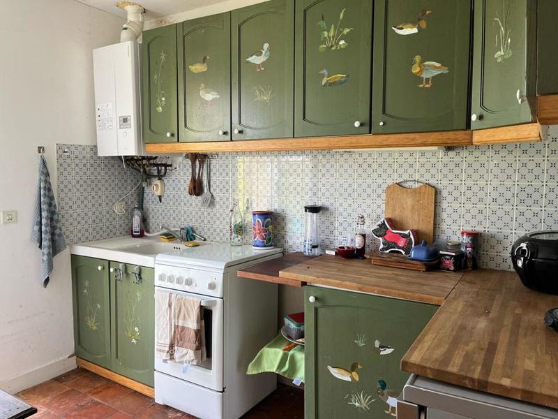 Maison en pierre - 355 m² - 11 pièces