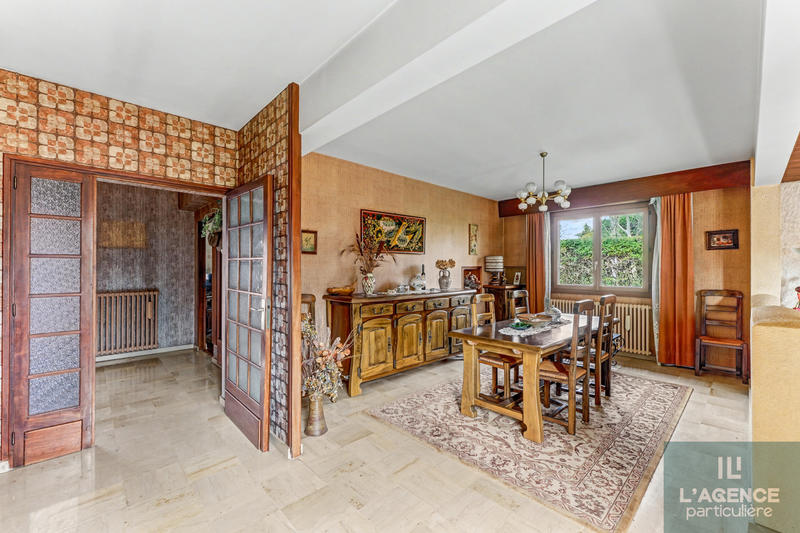 Maison - 140 m² - 5 pièces