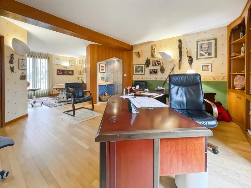 Maison d'architecte - 205 m² - 6 pièces