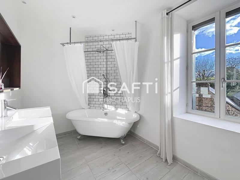 Maison - 199 m² - 6 pièces