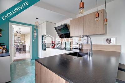 Maison - 165 m² - 7 pièces