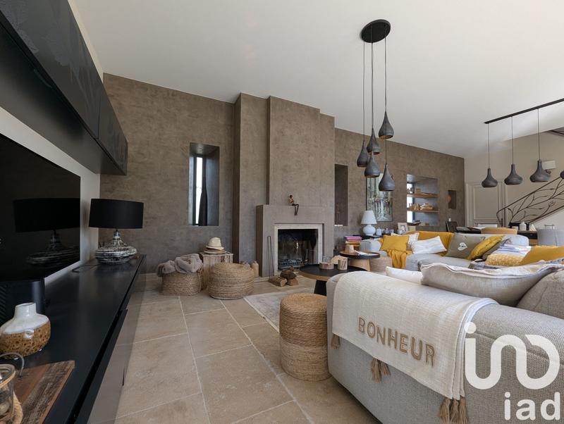 Maison - 192 m² - 6 pièces