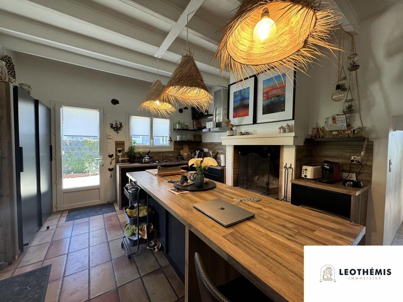 Maison - 184 m² - 5 pièces