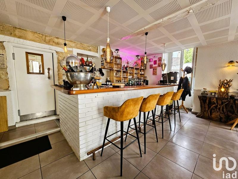 Local commercial - 111 m²