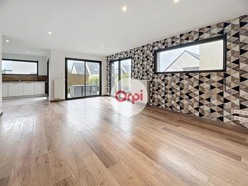 Maison - 89 m² - 5 pièces