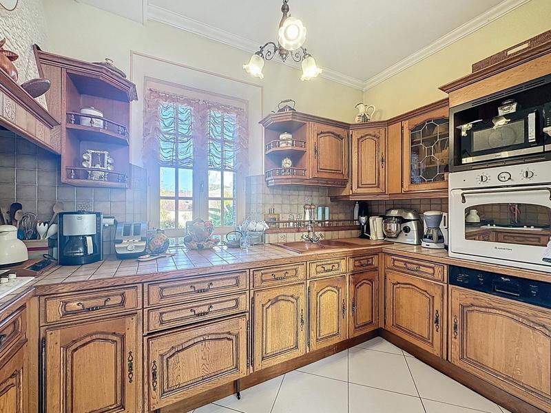 Maison - 172 m² - 6 pièces