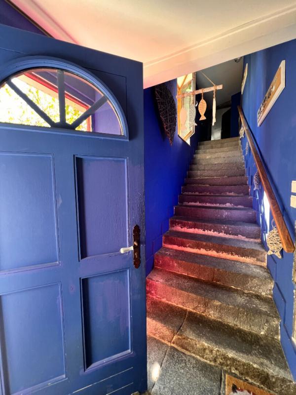 Maison - 280 m² - 8 pièces