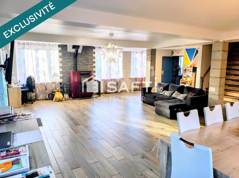 Maison - 208 m² - 7 pièces