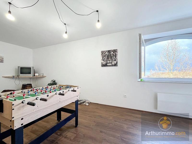 Maison - 199 m² - 6 pièces