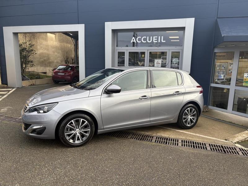 Peugeot 308 1.2l 130 Cv Allure Bvm 6 - Entretient Complet Camera Radar Avant et Arriere Feux Led