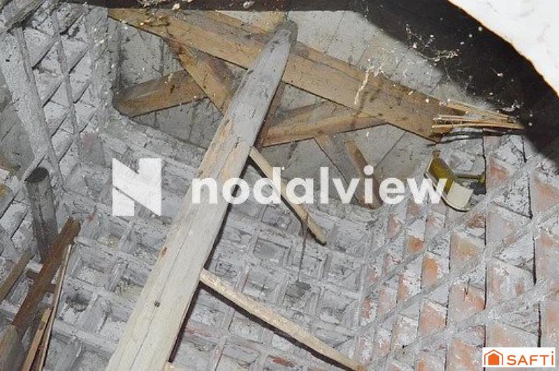 Maison - 180 m² - 8 pièces