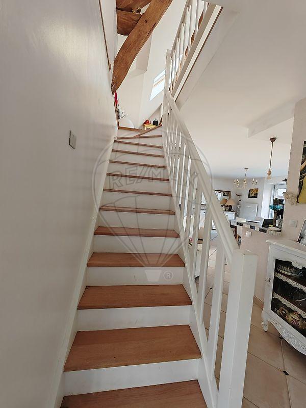 Maison - 186 m² - 5 pièces