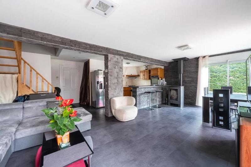 Maison - 116 m² - 6 pièces