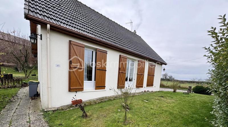 Maison - 96 m² - 6 pièces