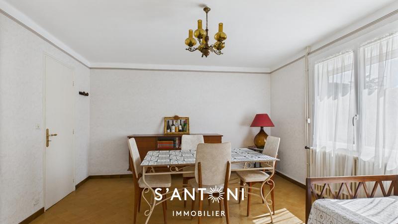 Maison - 145 m² - 6 pièces