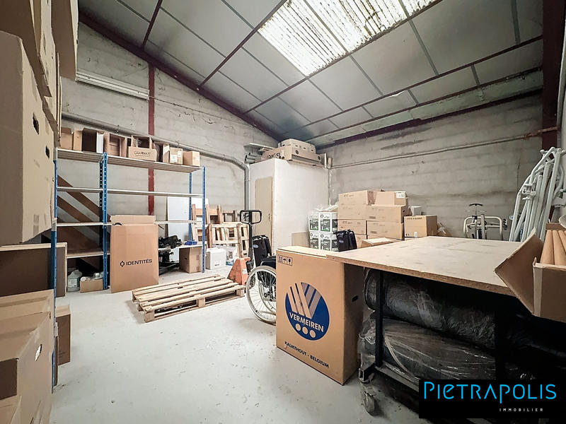Local commercial - 270 m² - 4 pièces