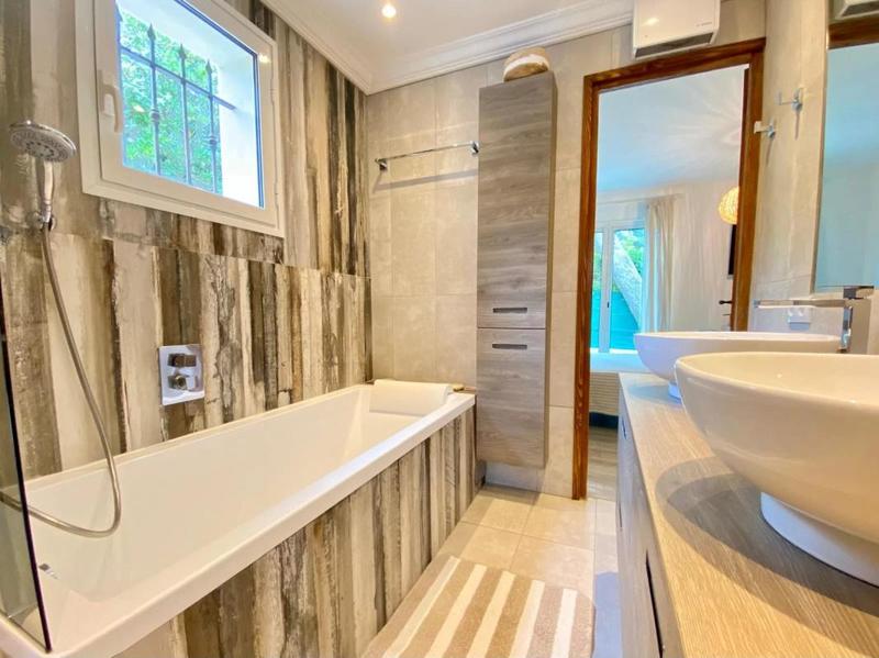 Villa - 140 m² - 5 pièces