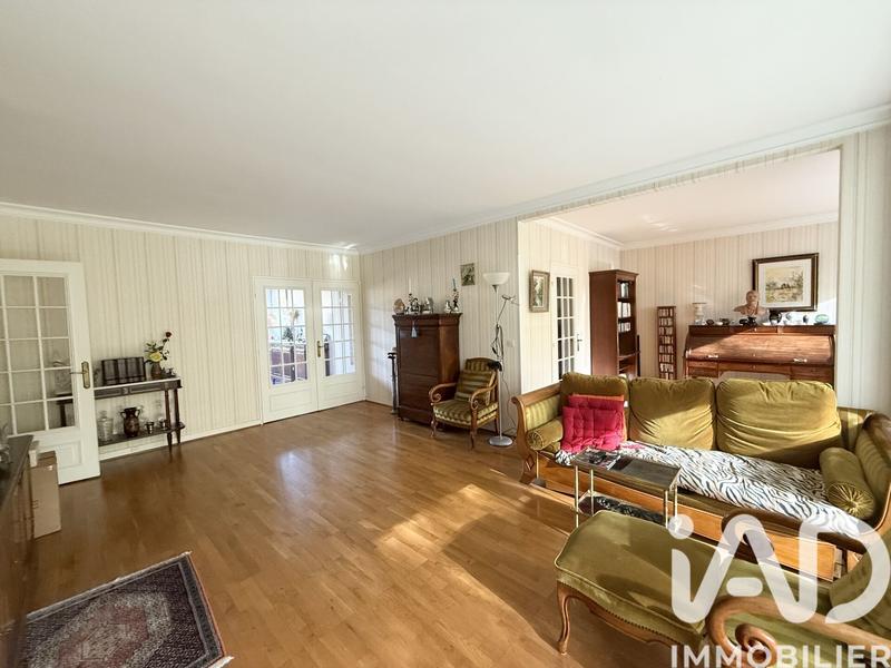 Appartement - 119 m² - 6 pièces