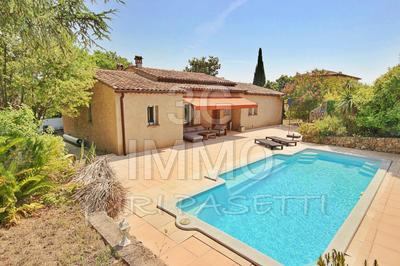 Villa - 1 365 m² - 5 pièces