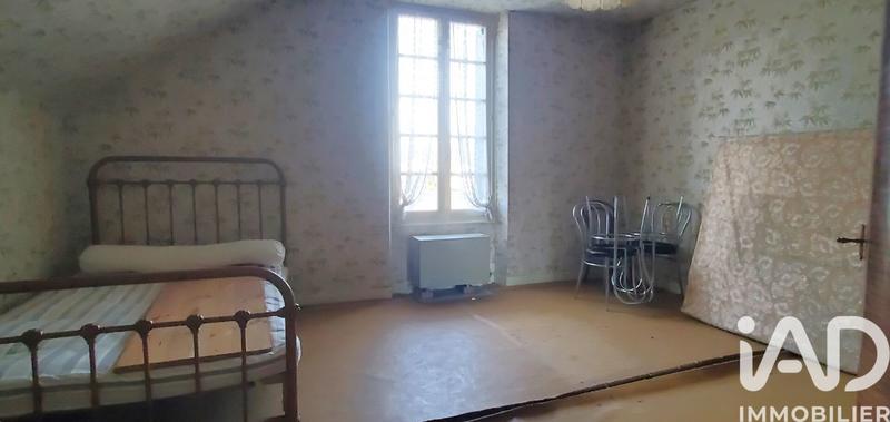 Maison - 210 m² - 9 pièces