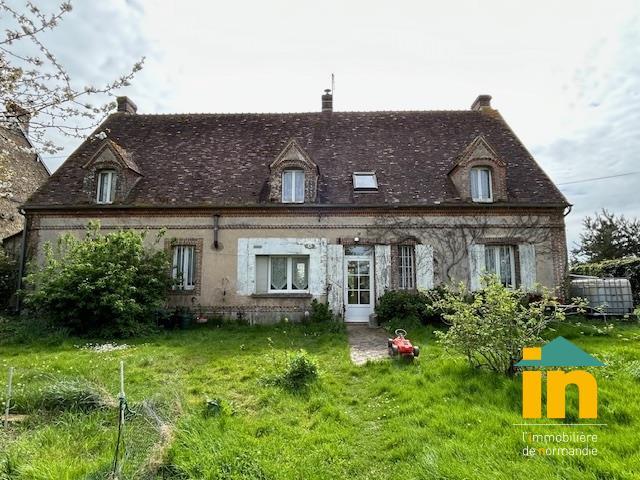 Demeure - 220 m² - 9 pièces